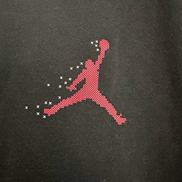 Nike Air Jordan Flight Essentials Holiday Black Red T Shirt Santa Feet Small - Picture 3 of 4